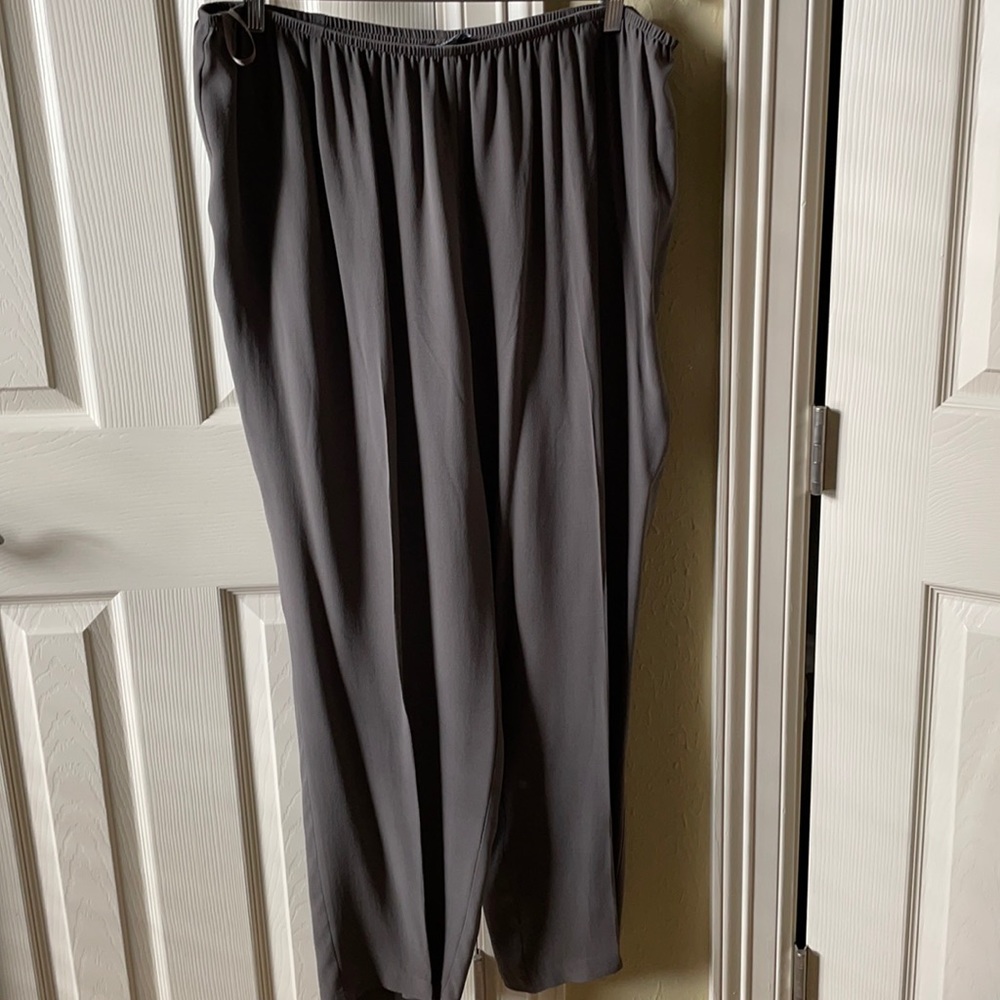 Taupe crepe pants